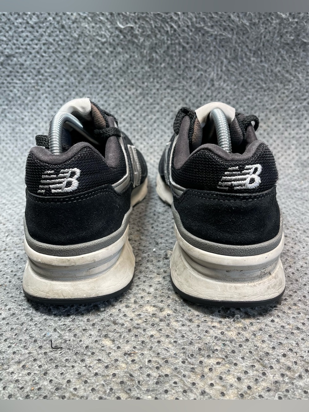 New Balance 997H Black Silver Running Shoes Size 10 Men’s - Picture 7 of 12